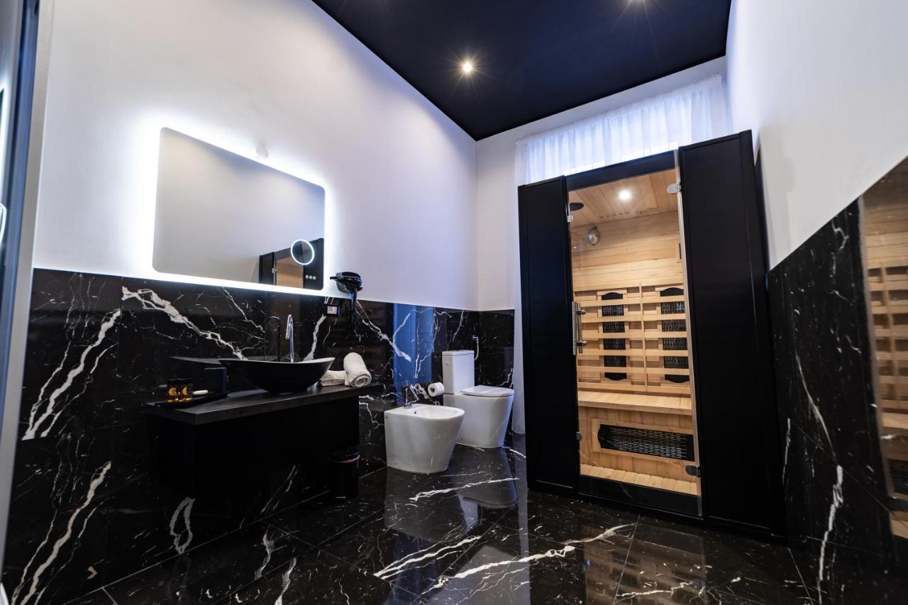 Maximum Suite & Spa Palermo Bagian luar foto